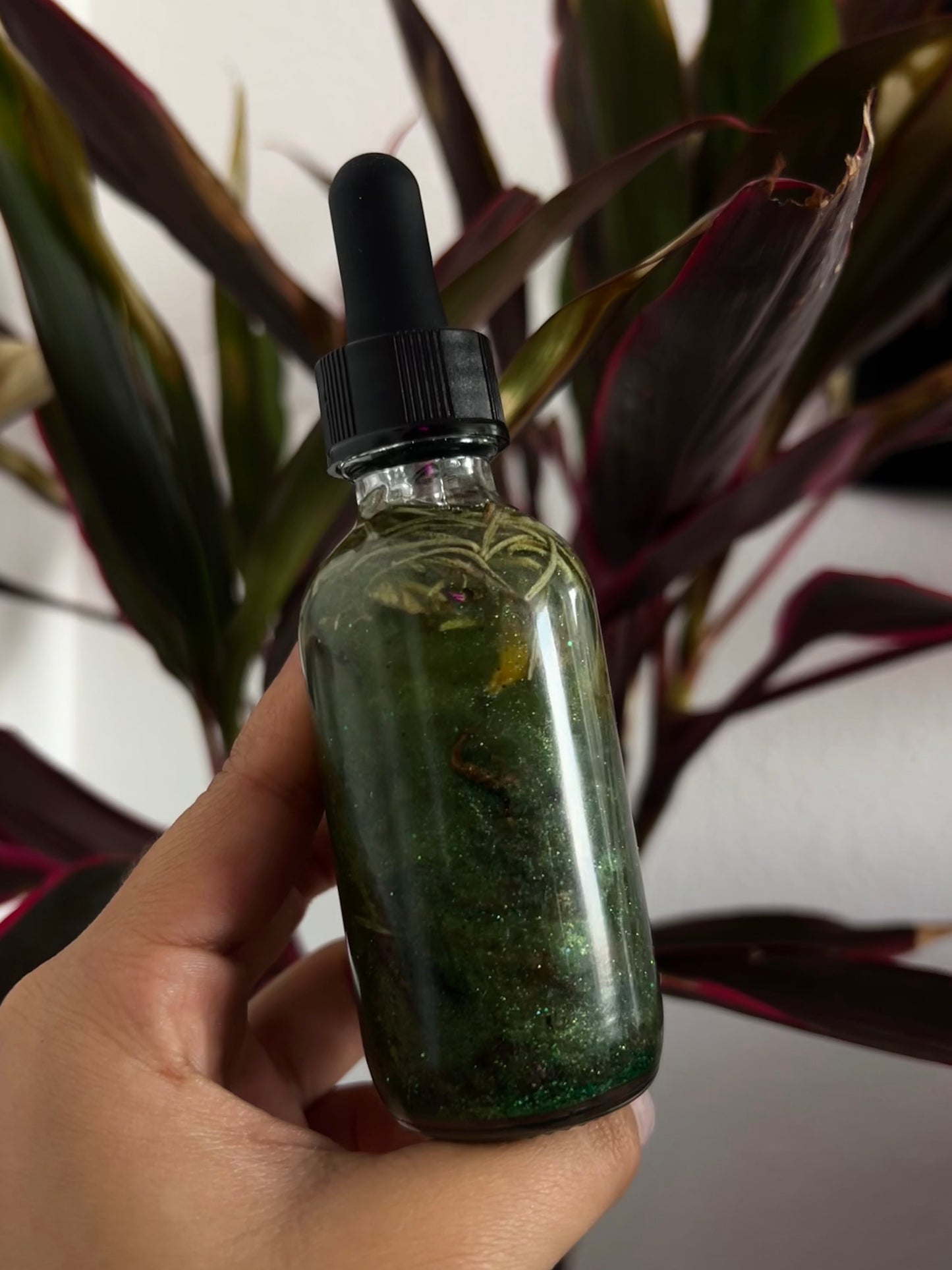 Mama Gaia Oil